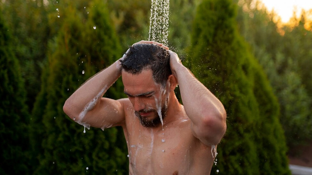 From Improving Blood Flow To Boosting Immunity: Health Benefits Of Bathing In Cold Water During Winter