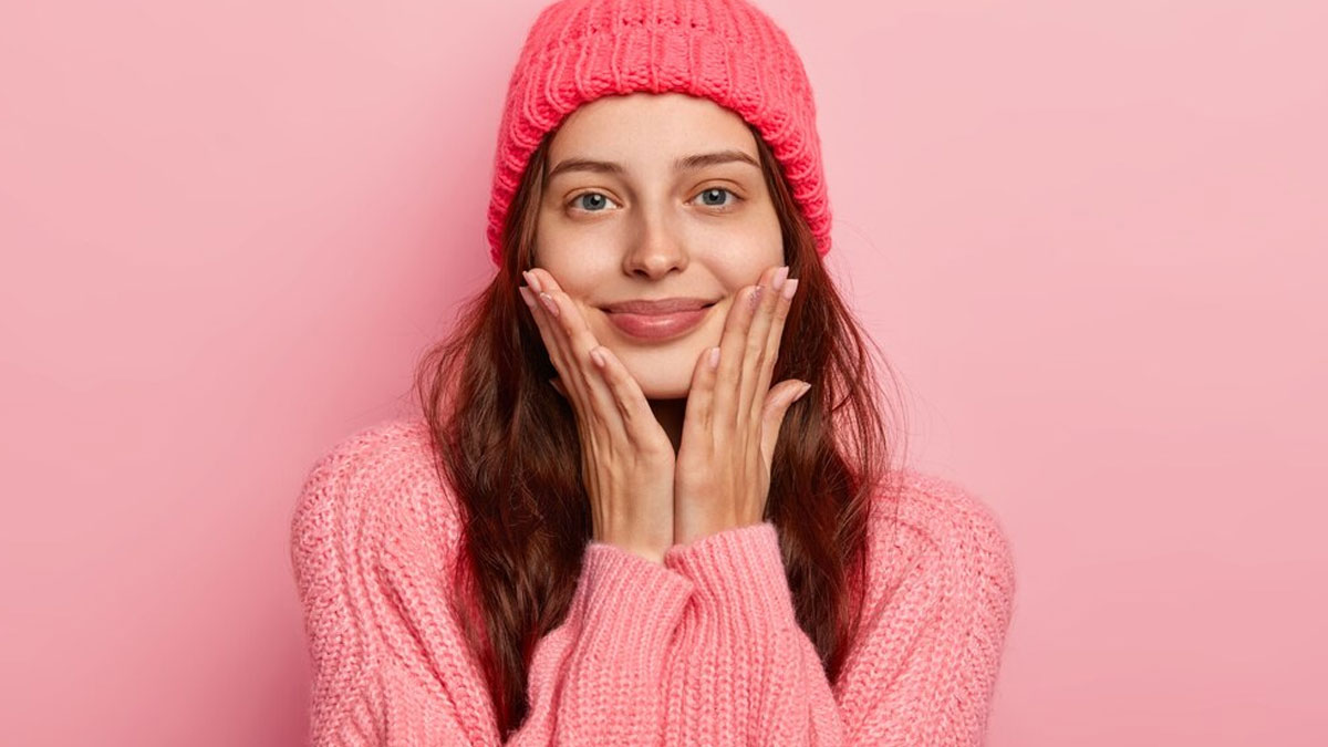Here’s How You Can Maintain Healthy Skin During Winter With Herbal Ingredients, Shares Expert