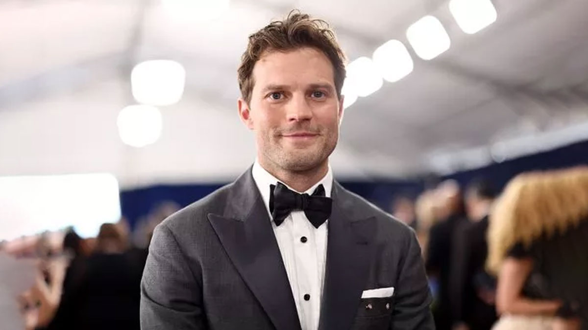 Fifty Shades Of Grey के एक्टर जेमी डॉर्नन हार्ट अटैक के लक्षण दिखने पर अस्पताल में हुए भर्ती,जानें हेल्थ अपडेट