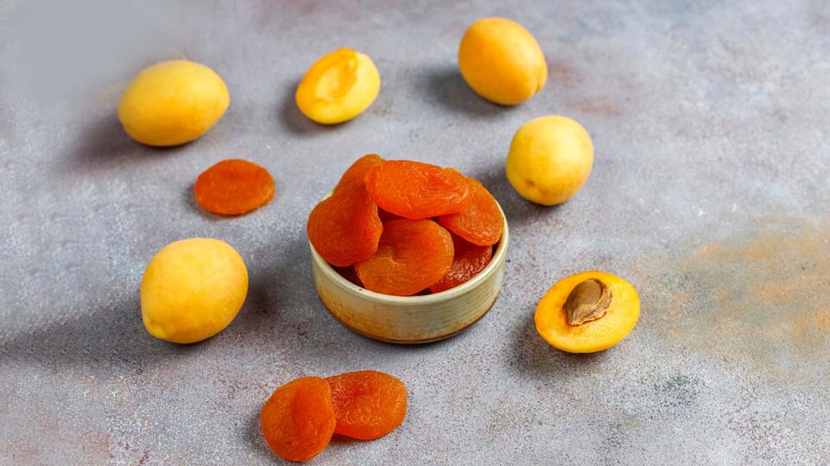 Here’s How Dried Apricots Can Be A Delicious And Nutritious Way To Boost Your Eye Health