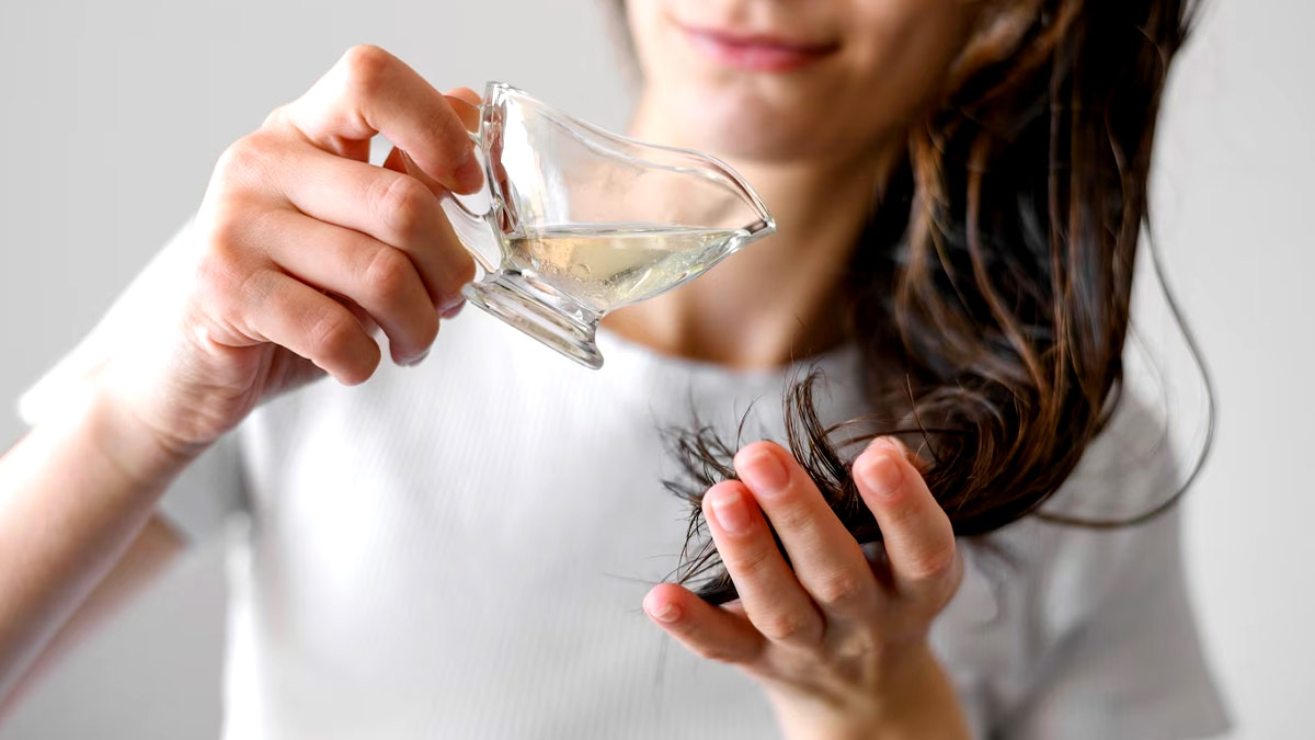 Carrier Oils To Improve Hair Health and How to Incorporate 