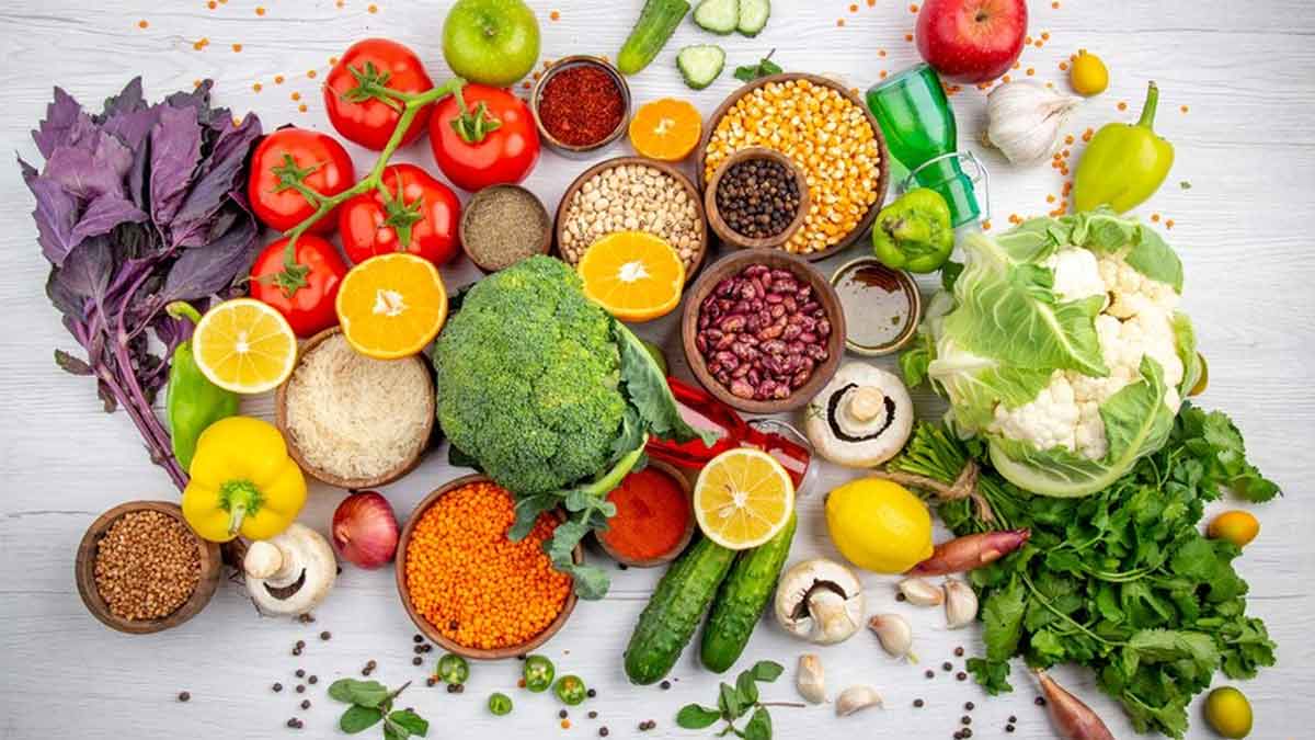 10 Gut-Friendly Foods To Enjoy As The Season Changes From Winter To Summer