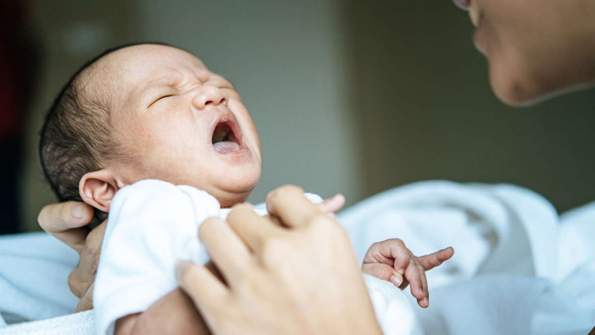 How To Protect Newborn From Infection In Hindi