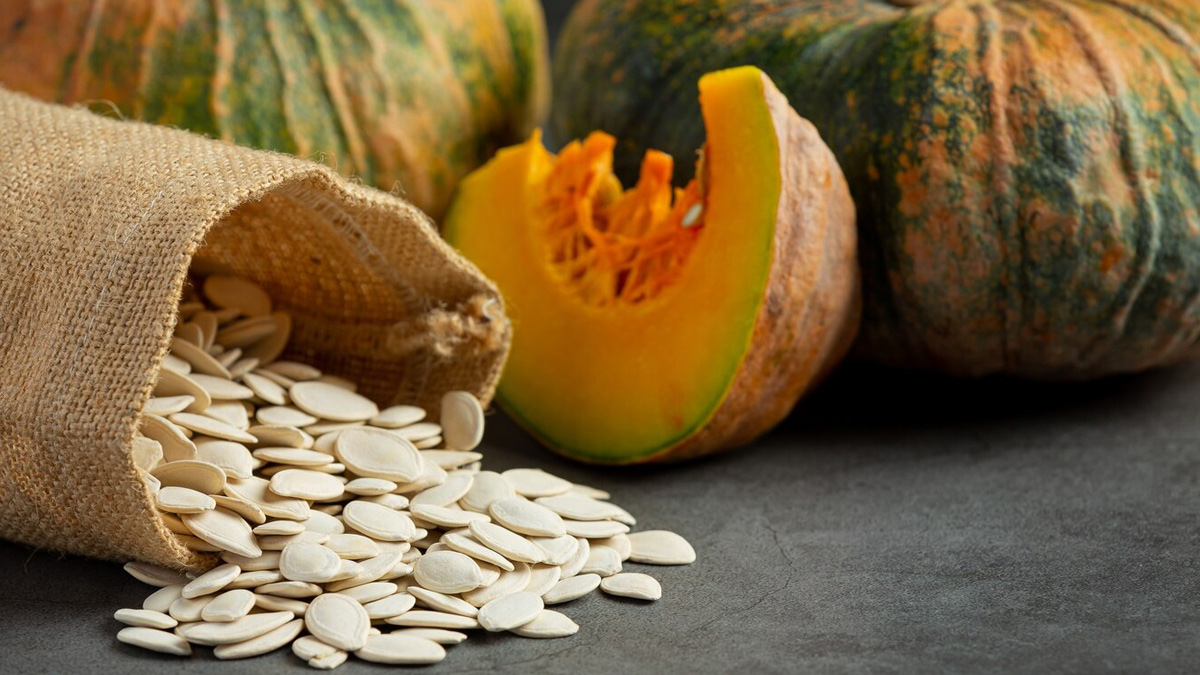 Pumpkin Seed Water On An Empty Stomach Benefits in Hindi