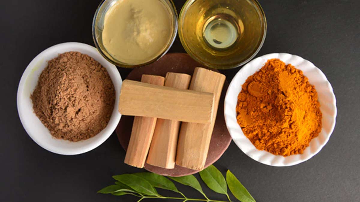 chandan powder with haldi