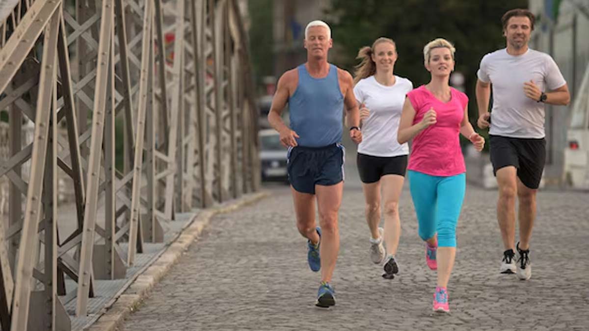 exercises to stay fit in monsoon