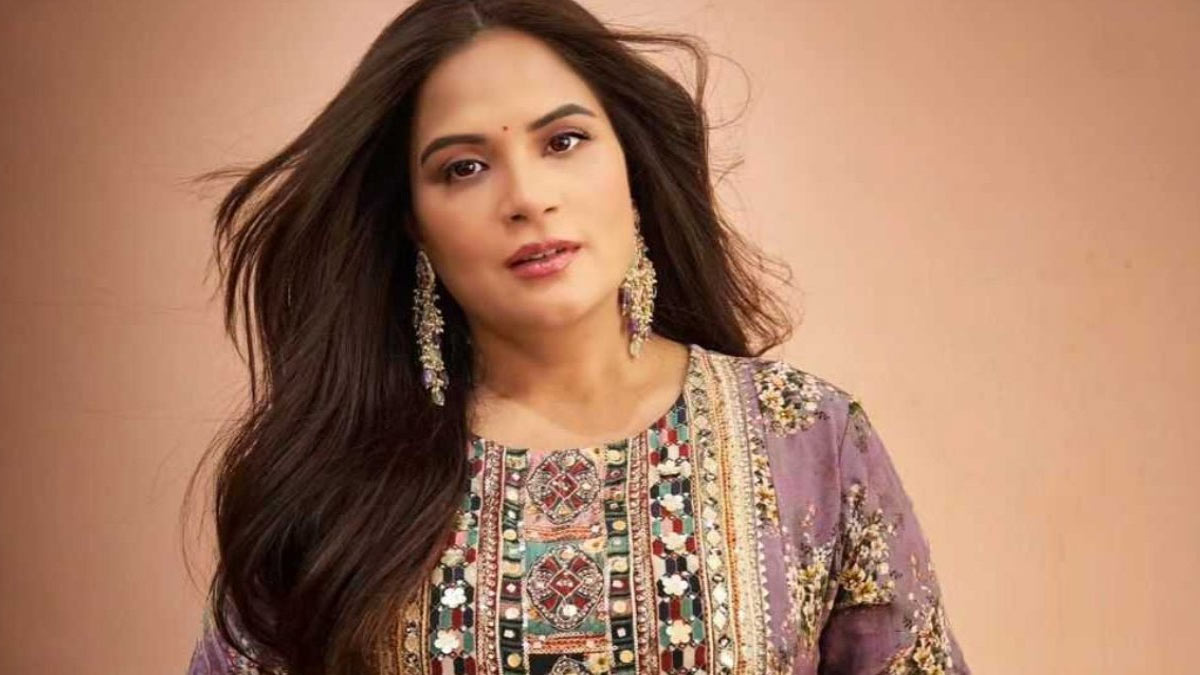 Mom-To-Be Richa Chadha Is 'Moody AF' In Third Trimester; How to Manage Your Mood Swings in Pregnancy