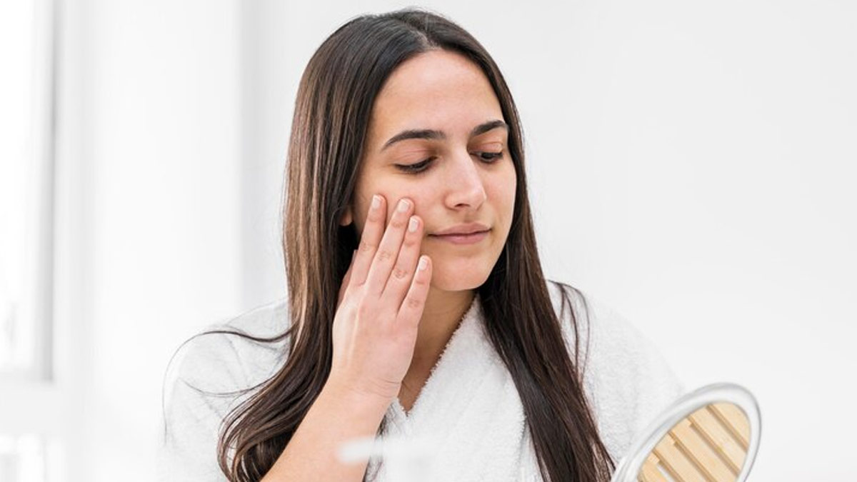 A Dermat’s Guide: How To Prep Your Skin To Battle Changing Weather Conditions