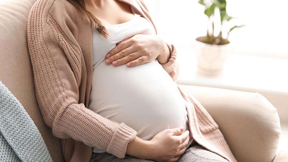 प्रेग्नेंसी के दौरान मां की मेंटल हेल्थ कैसे करती है बच्चे की सेहत को प्रभावित? एक्सपर्ट से जानें