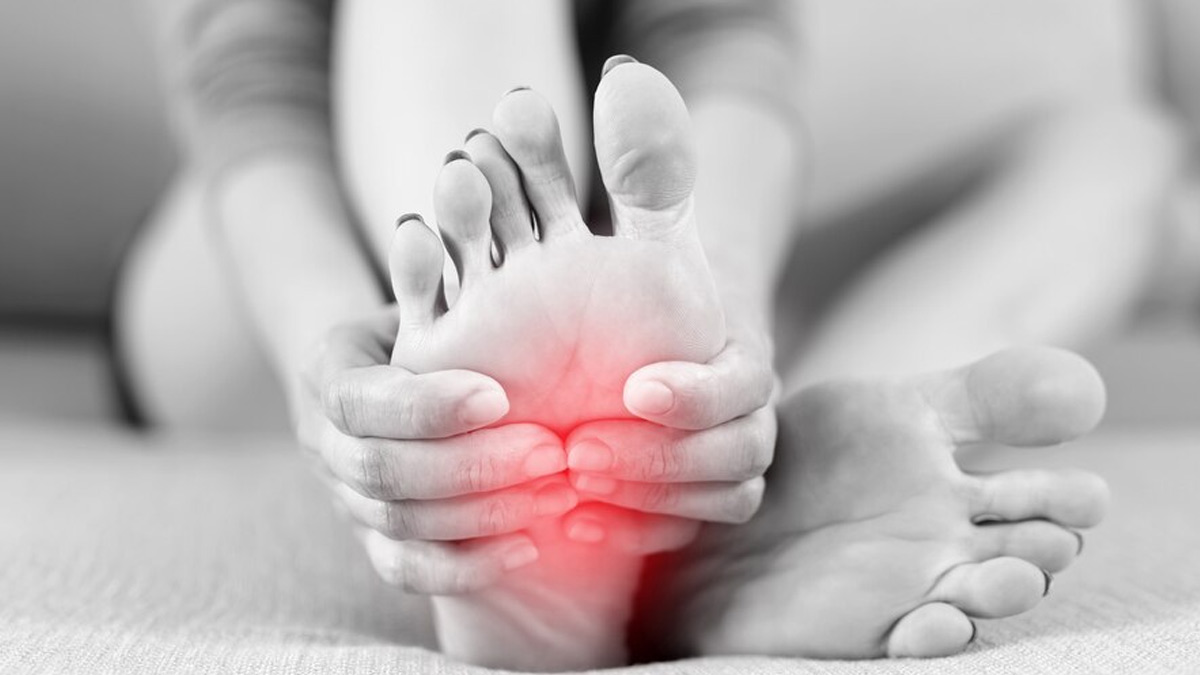 Diagnosed With Peripheral Neuropathy? B Vitamins Can Help You Improve Ankle, Knee Reflex, Motor Strength