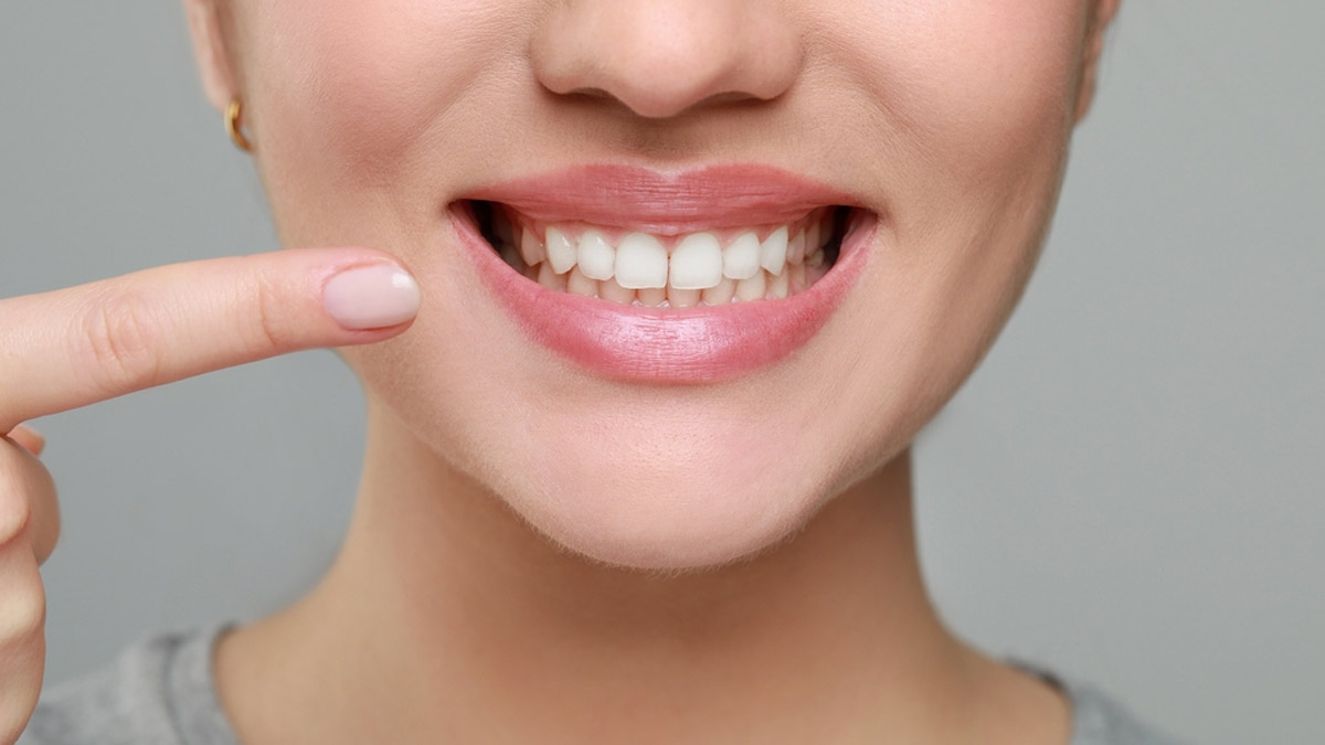 Your Teeth May Look Healthy But They’re Not: Expert Explains Aspects To This
