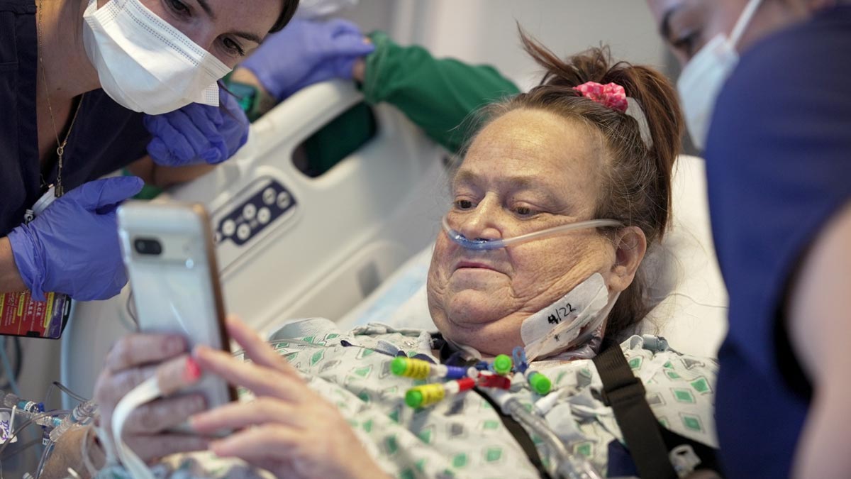 Second Patient To Receive Pig Kidney Transplant Succumbs To Complications