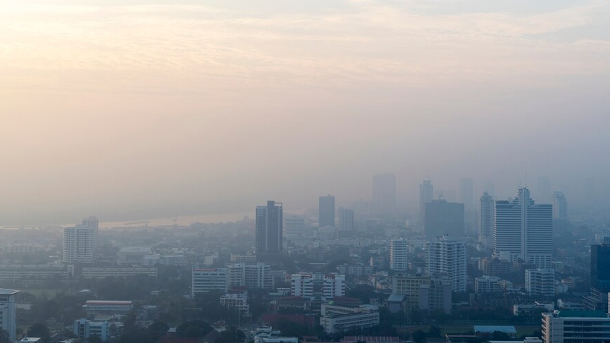 IVF Success Rates Drop 38% Due To Air Pollution, Study Reveals: Expert Explains How This Happens