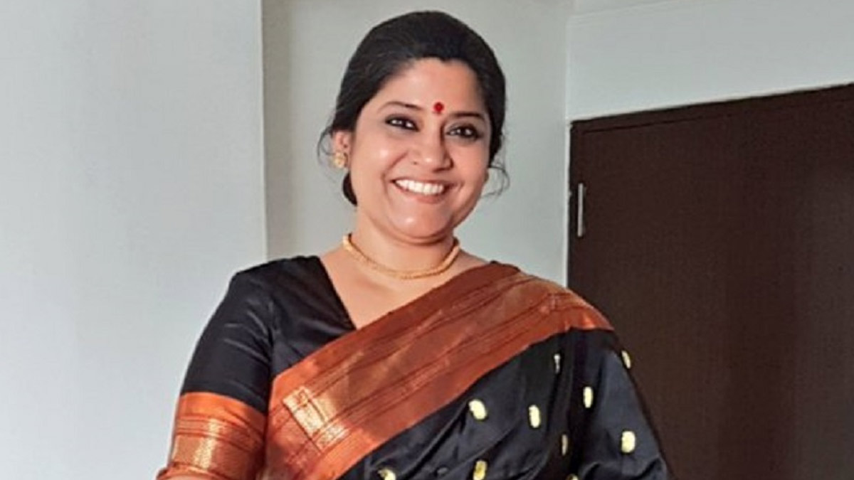 Renuka Shahane Recalls Getting Her Periods At 10; At What Age Do Most Girls Get Their First Period?