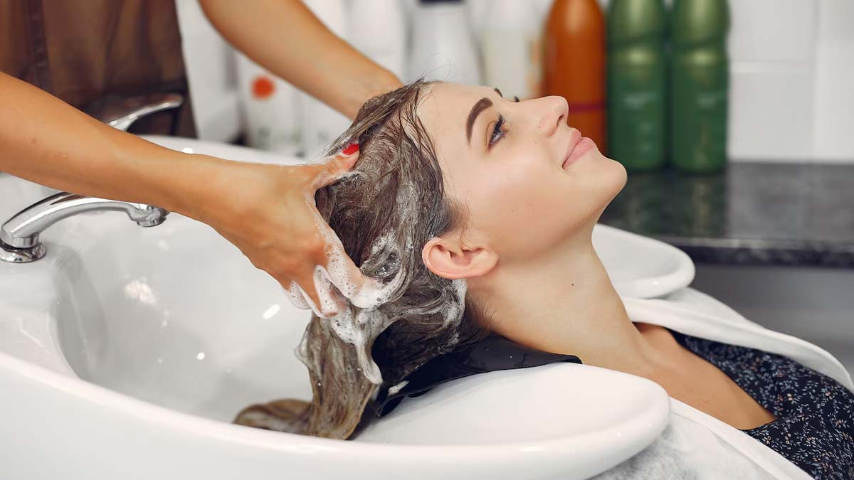Mistakes To Avoid For Better Hair Growth In Hindi
