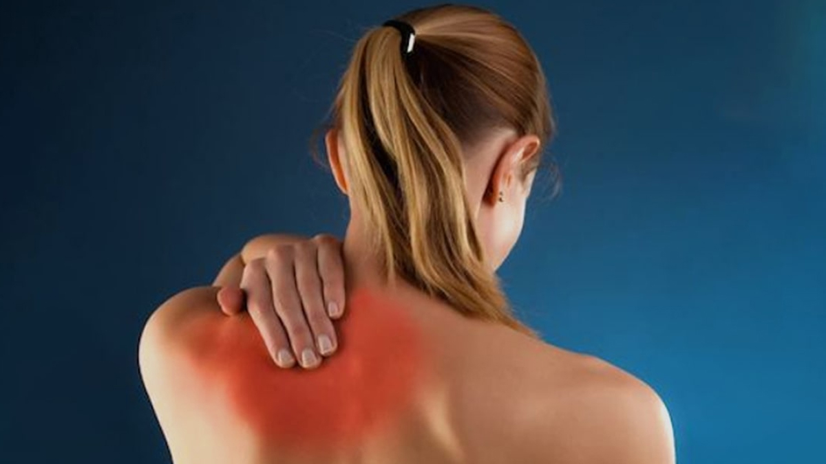 can thyroid cause upper back pain