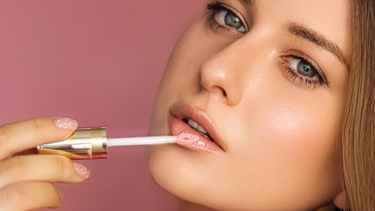What Is Lip Oil And How To Use It? | OnlyMyHealth