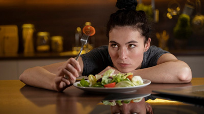 ये 6 संकेत बताते हैं कि आपको नहीं करनी चाहिए इंटरमिटेंट फास्टिंग? एक्सपर्ट से जानें