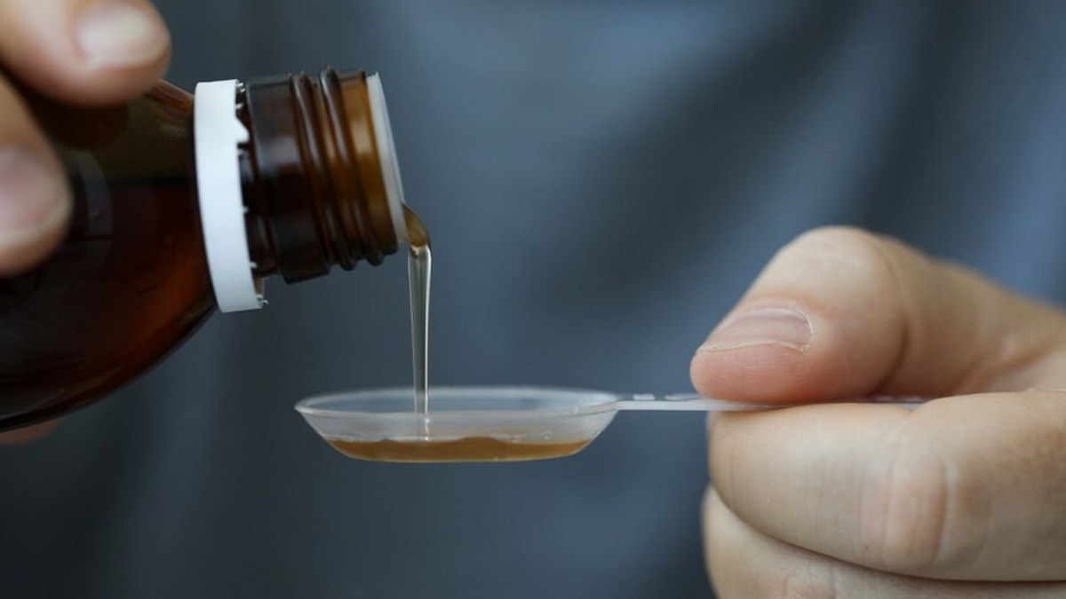 Over 100 Indian Cough Syrups Contaminated with Deadly Toxins: Try Natural Alternatives For Sore Throat, Cough