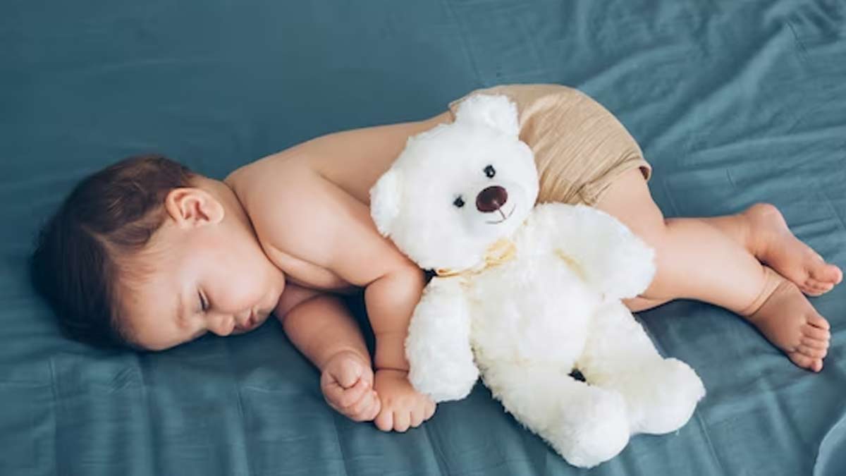 श‍िशु को हो रही है ज्‍यादा थकान? डॉक्‍टर से समझें इसका कारण why do