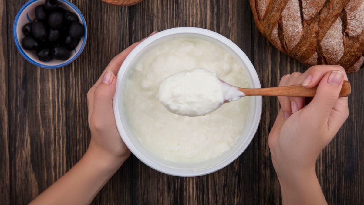 When is the Best Time To Eat Curd? Here's What Ayurveda Says