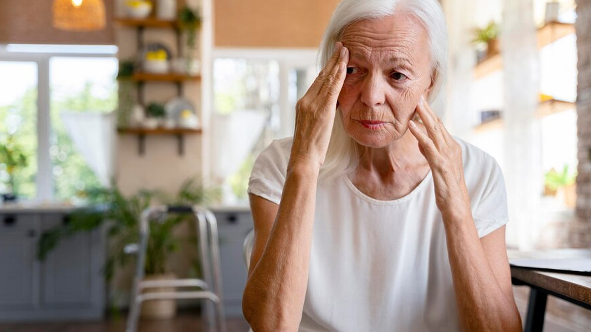 Alzheimer's Disease: Expert Explains Genetic and Family History Connections