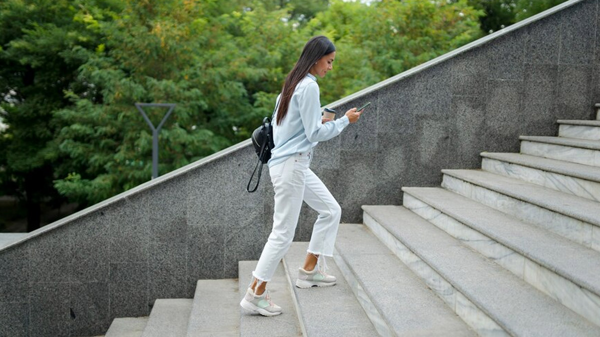 climbing-stairs