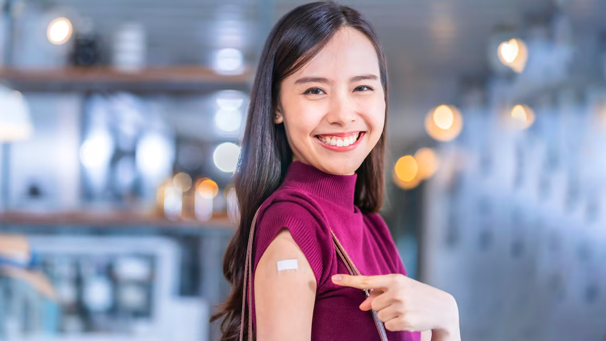 women-vaccine-ins