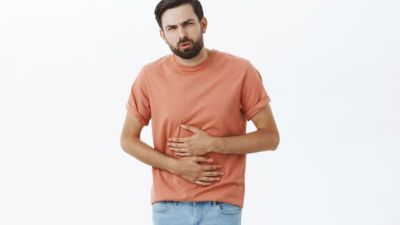 क्या माता-पिता से बच्चों में गैस्ट्रिक समस्याएं ट्रांसफर हो सकती हैं? जानें डॉक्टर से