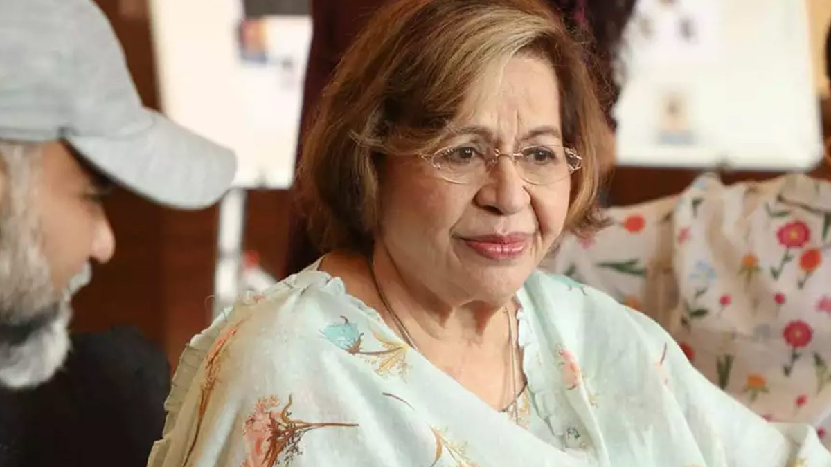 85 साल की उम्र में भी बेहद फिट दिखती हैं सलमान खान की मां हेलन, पिलाटे करते हुए शेयर की वीडियो