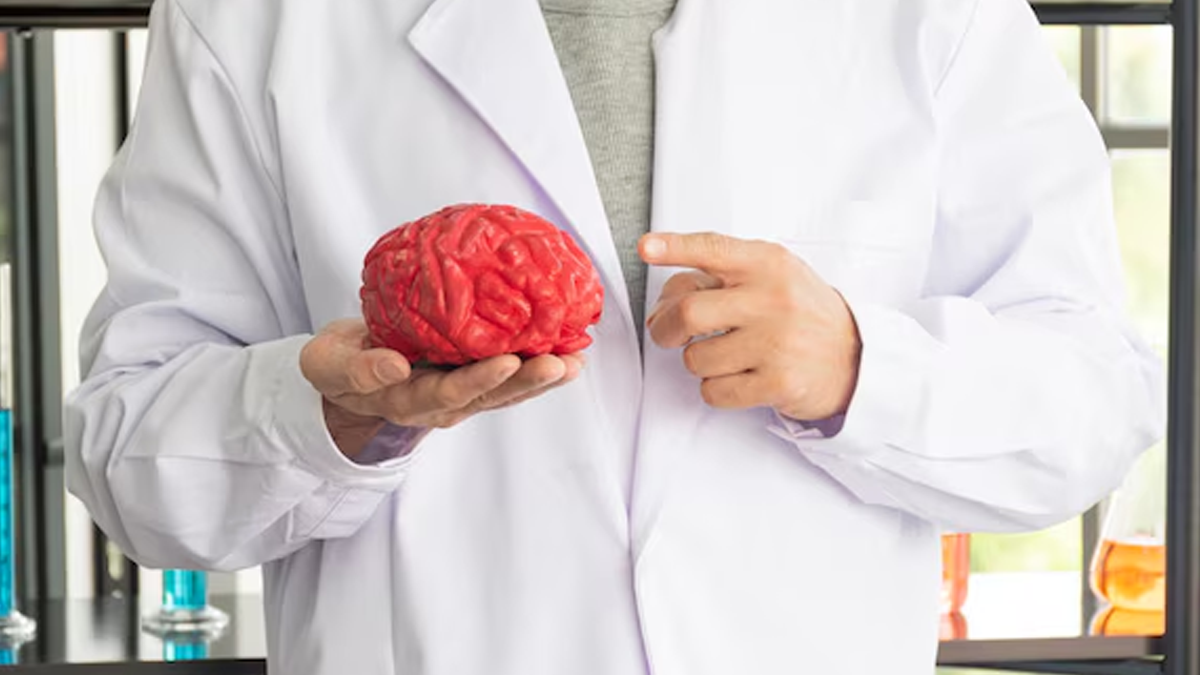 hearing loss and brain tumor in hindi 