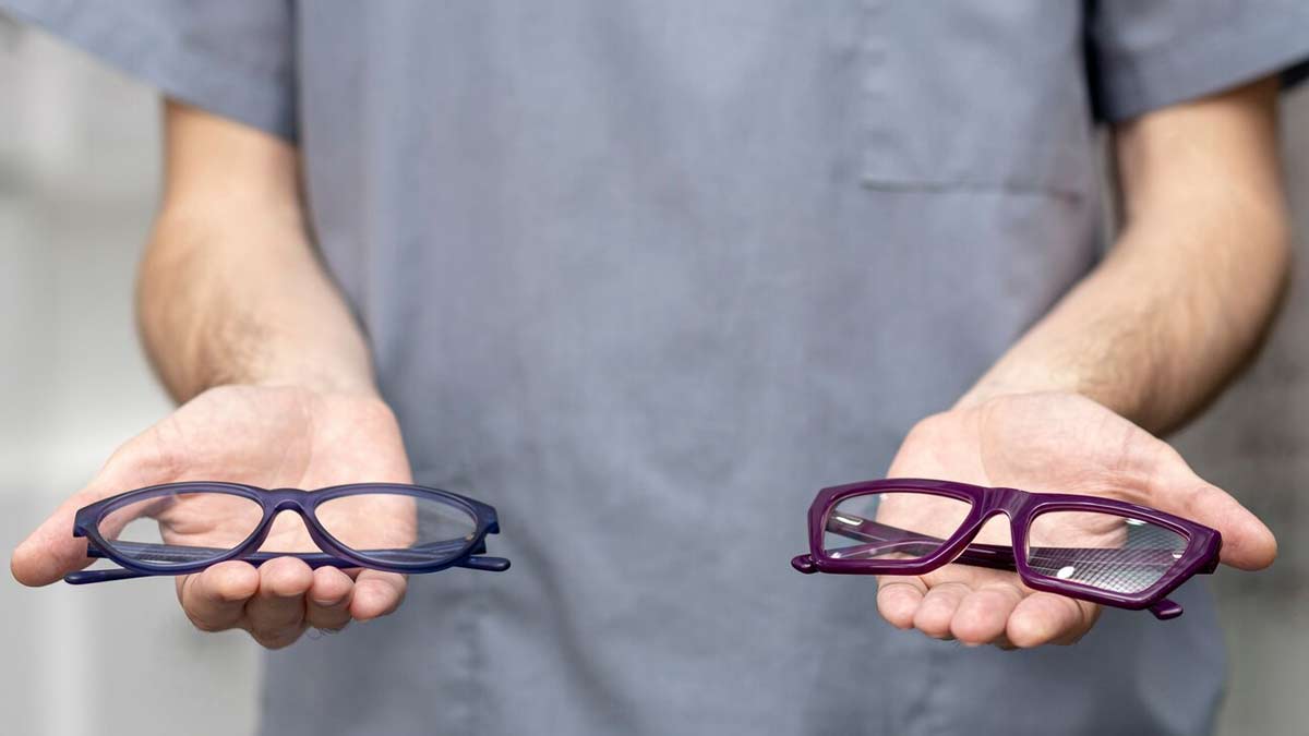 Blue Cut Lens And Normal Lenses Difference Between in Hindi