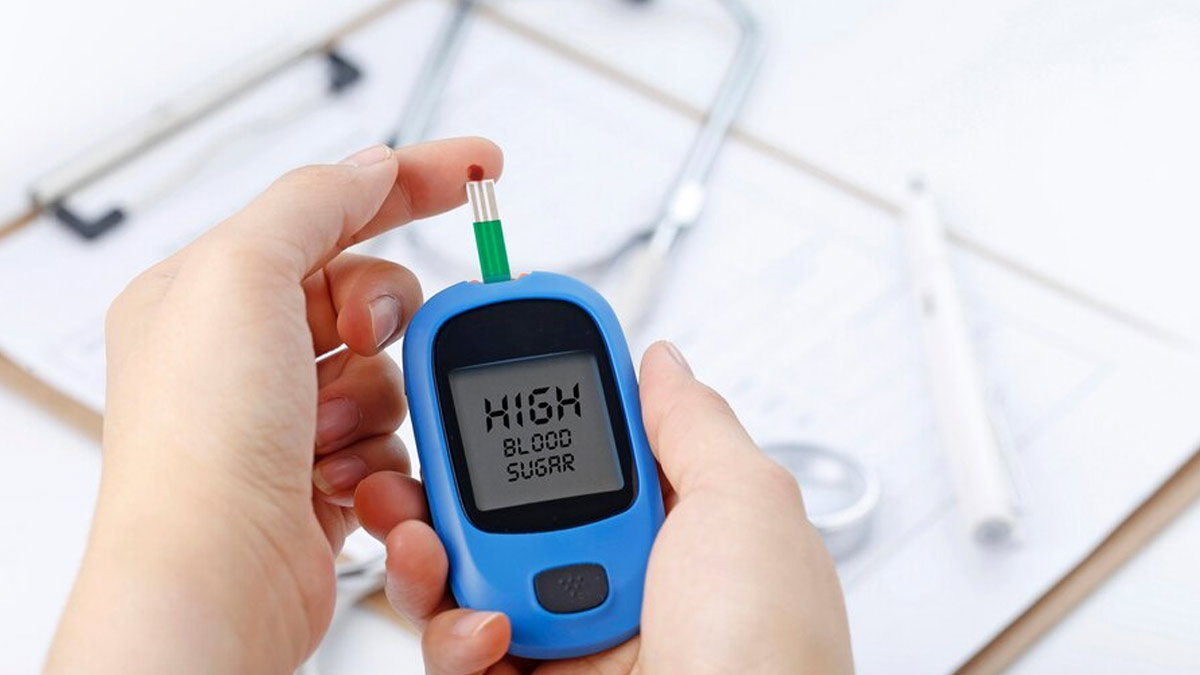 High Blood Sugar Levels In Summer: Expert Shares 9 Unusual Signs That May Go Unnoticed