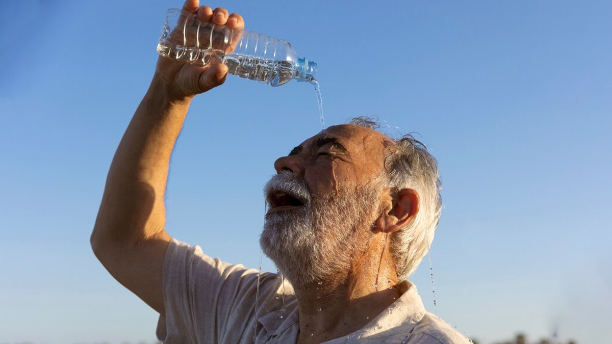 Delhi Heatwave Red Alert To Be Followed By Yellow, Green Alerts, Says IMD: Health Risks To Watch Out For