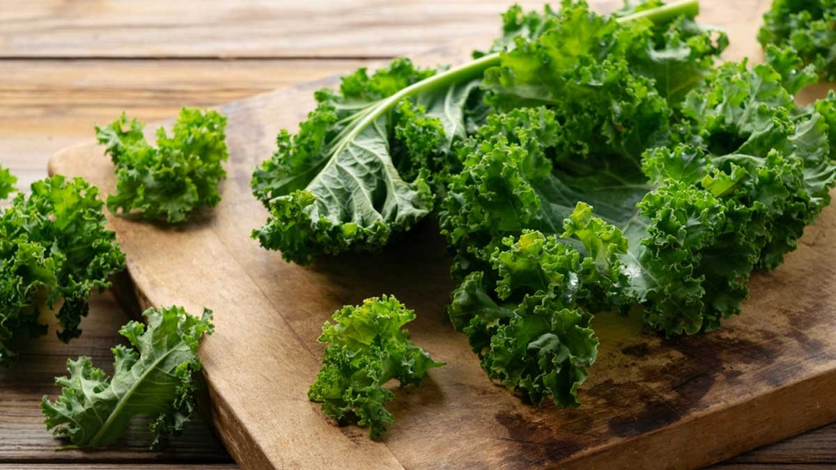 Green For GERD: How Kale Benefits Acid Reflux Patients | OnlyMyHealth