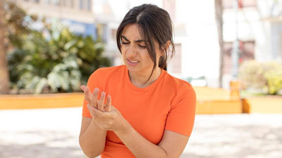 मानसून में उमस के कारण बढ़ जाता है फंगल इंफेक्‍शन का खतरा, बचाव के ल‍िए अपनाएं ये 5 ट‍िप्‍स