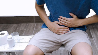 बारिश के साथ मुंबई में फिर से बढ़ने लगे Stomach Flu के मामले, जानें इसके लक्षण और बचाव के उपाय  