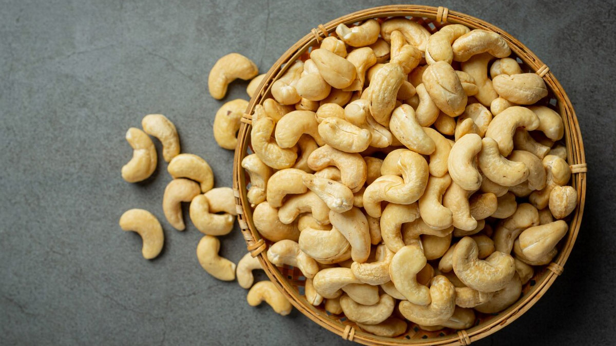 Which Dry Fruits Are Good For Baby Weight Gain In Hindi