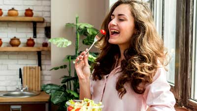 Weight Loss Formula: वजन घटाने में कितना कारगर है 80:20 का फॉर्मूला? डाइटिशियन से जानें क्या है यह नियम