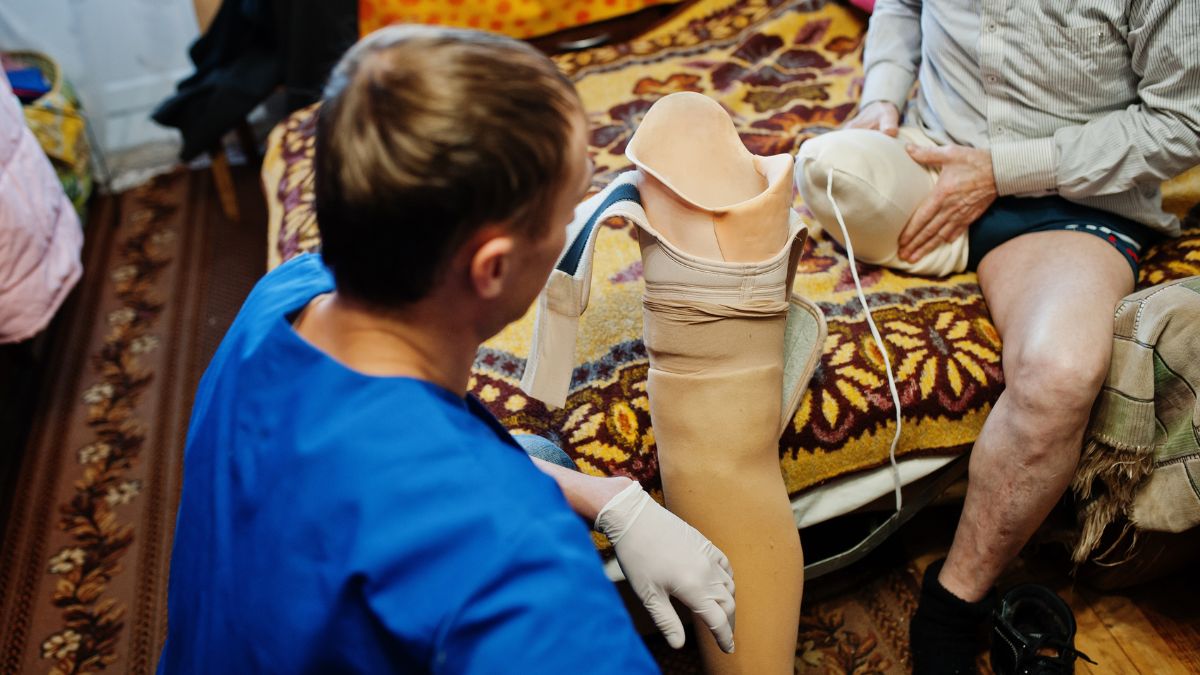 Ujjain Man Who Lost Both Hands Successfully Undergoes Bilateral Hand Transplant After Three Years