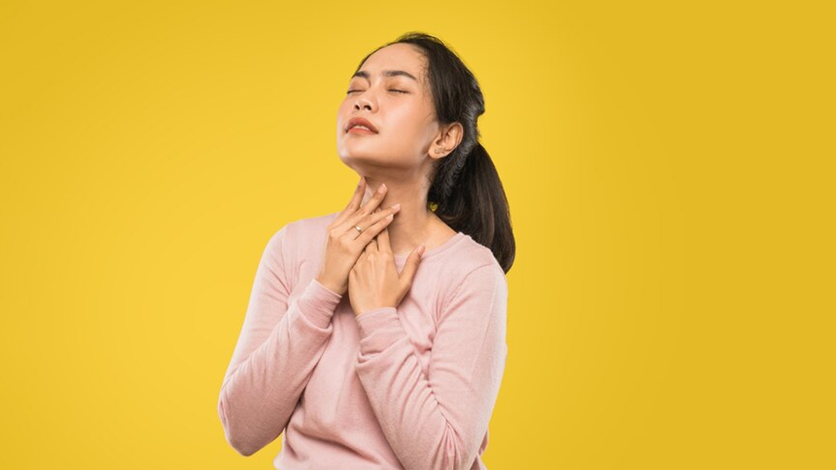 Pain In Throat: Follow These 8 Ayurvedic Remedies For Instant Relief 