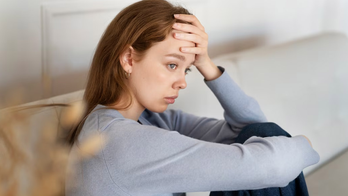 Finding It Hard To Meet Deadlines And Complete Tasks, Expert Warns You May Be Depressed