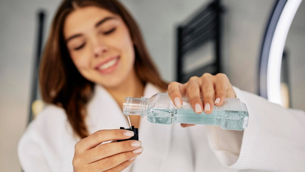 Detox Your Mouth: Try These DIY Mouthwashes To Revitalise Your Oral Health