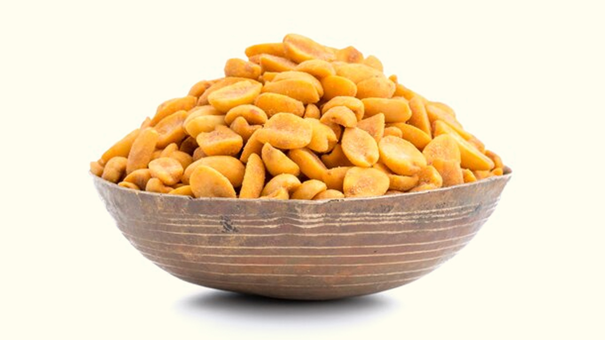 What Are Benefits And Risks Of Peanut Consumption Onlymyhealth