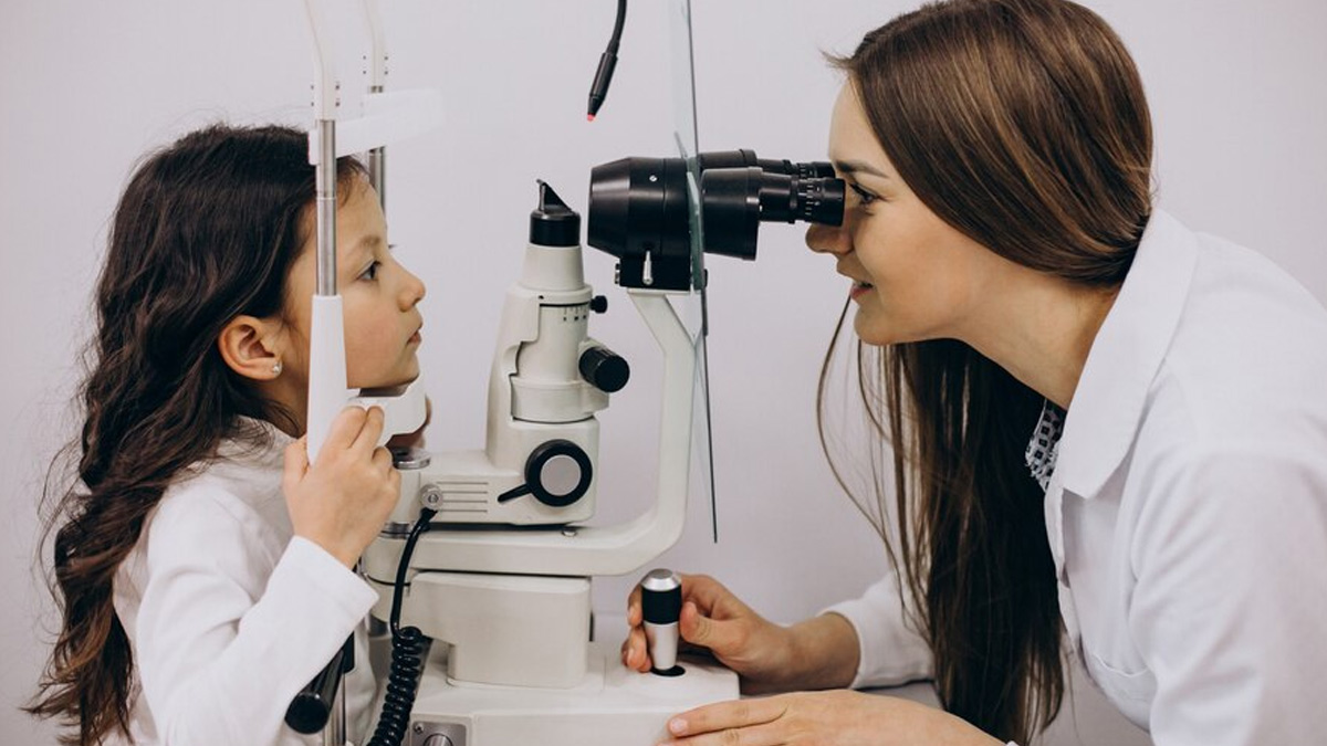 Should You Seek Routine Eye Checkups? Expert Shares Frequency And Age To Start Getting Your Eyes Tested