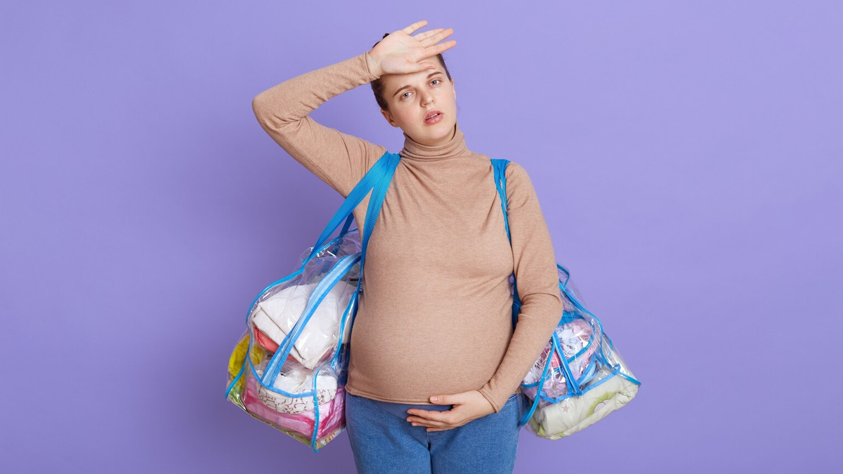 Why Travelling Is Not Allowed In First Trimester In Hindi