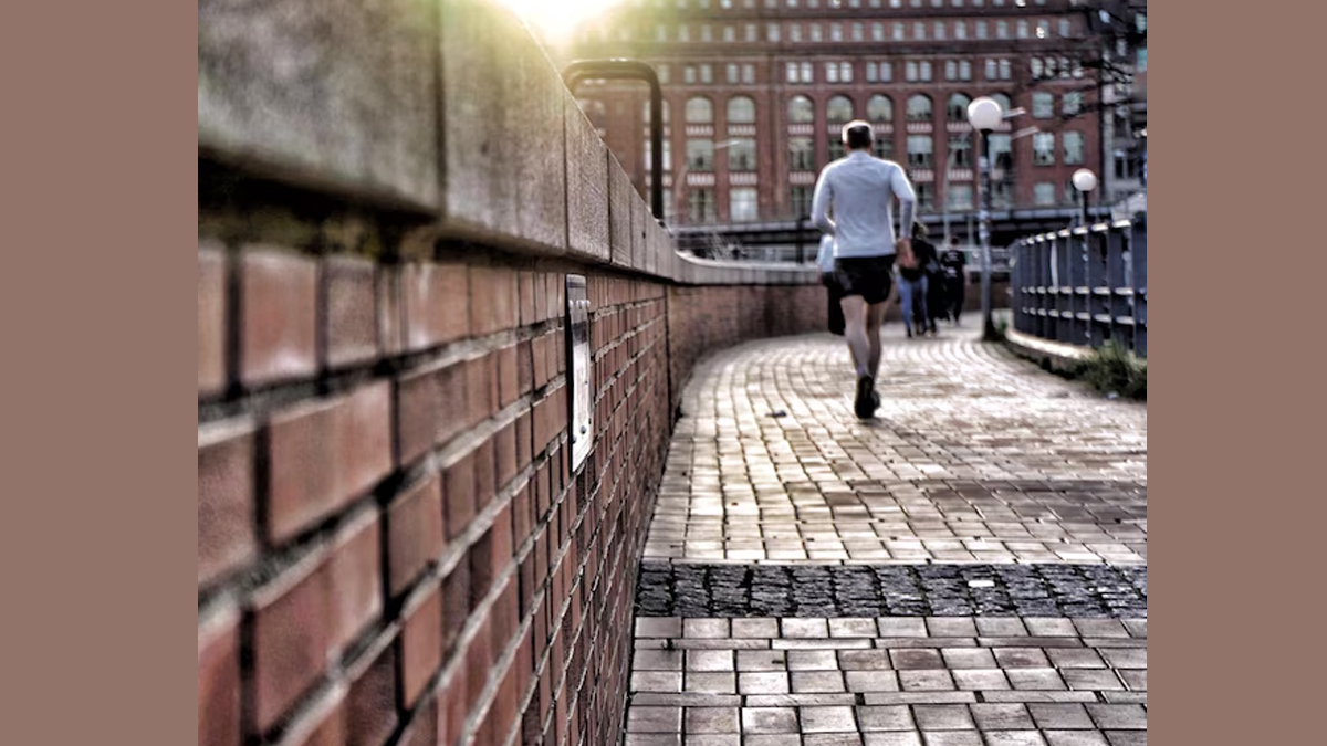 Brisk-walk-ins