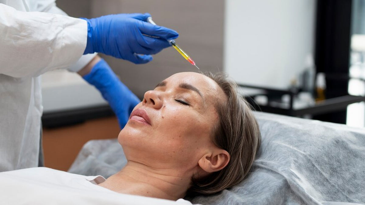 Receding Hairline: Why Is Platelet Count Important In Hair Restoration Treatment?