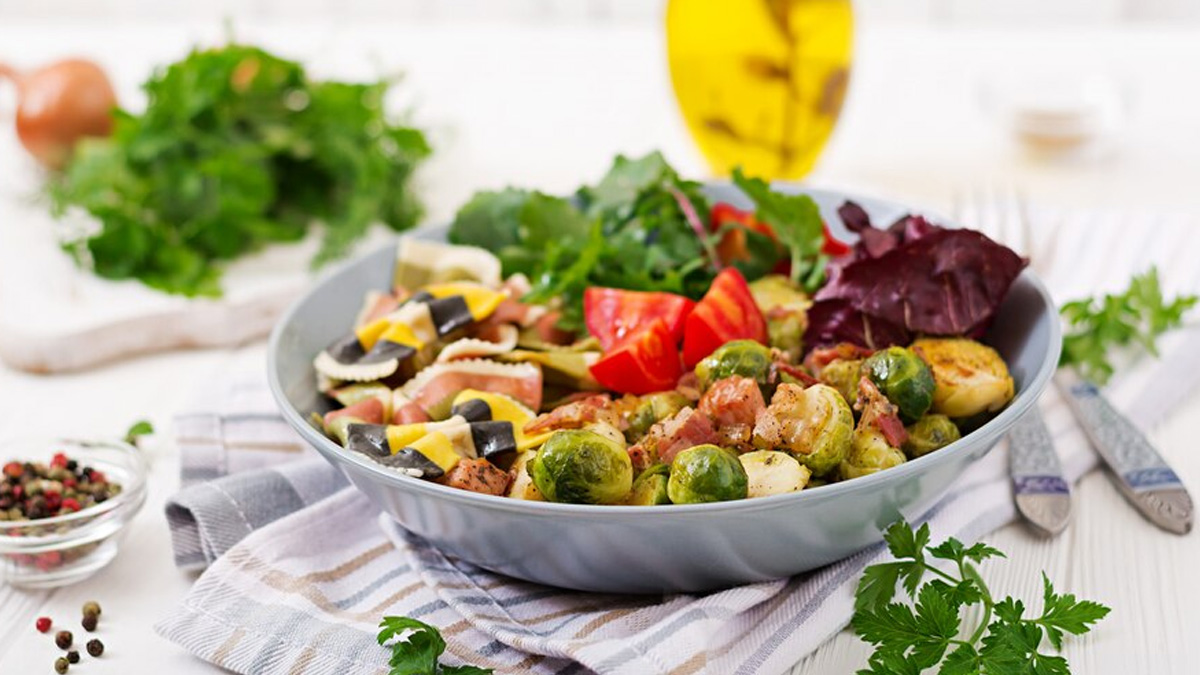 Here’s How a Mediterranean Diet Can Help Fibromyalgia Patients