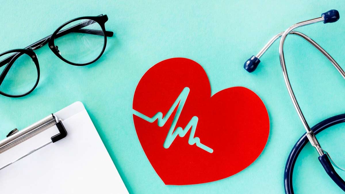 सेहत से जुड़ी इन 5 गलत‍ियों के कारण गर्मि‍यों में ब‍िगड़ सकता है द‍िल का स्‍वास्‍थ्‍य, आज से ही इन्‍हें सुधारे